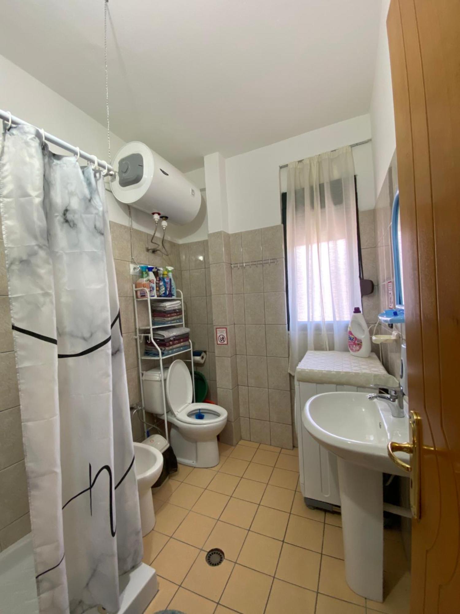 Rikardo Apartament Appartement Vlorë Buitenkant foto